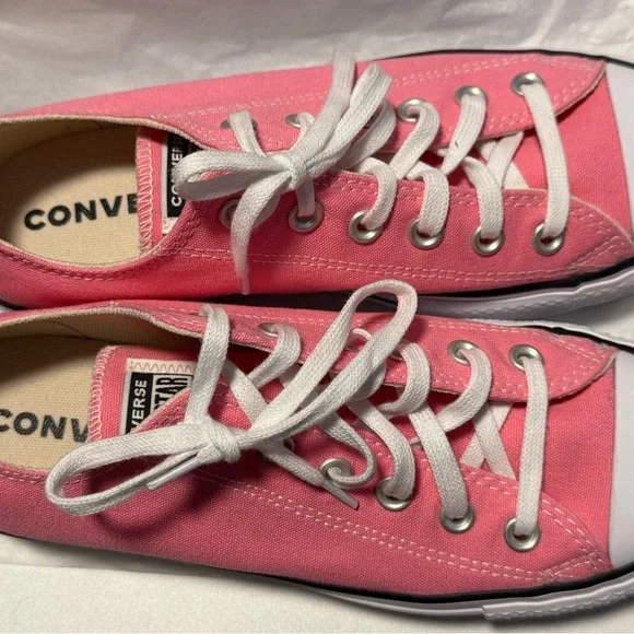 Converse Pink Canvas Low-Top Sneakers for Women size 9 - Picture 2 of 4